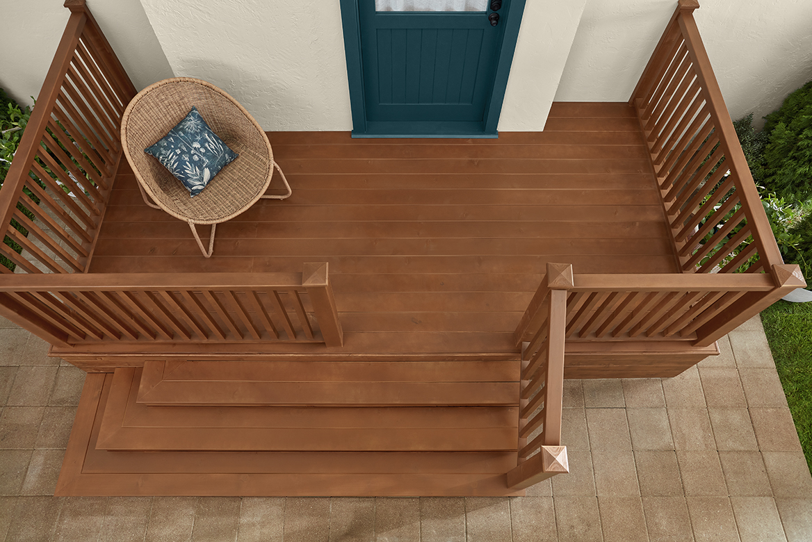 Overhead view of small deck or landing finished in Thompson’s WaterSeal Semi-Transparent Wood Protector in Chestnut Brown